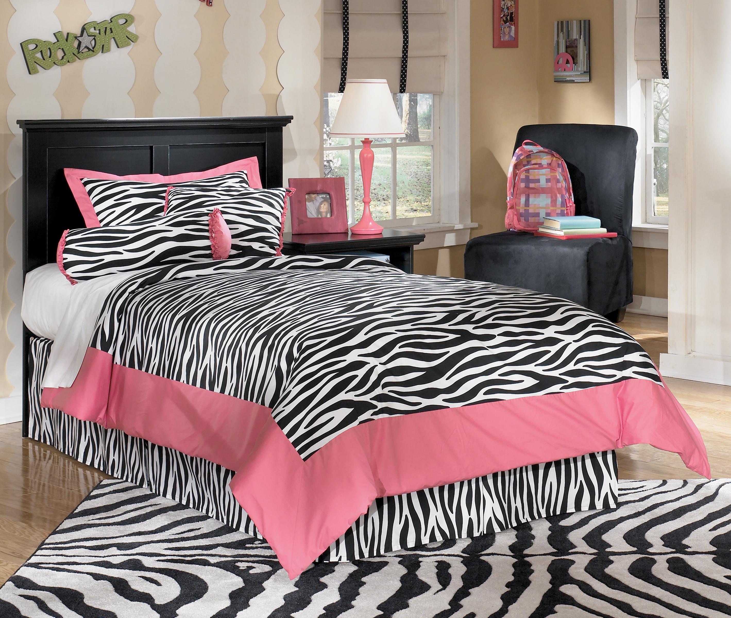 Signature Design by Ashley Maribel Twin Casual Panel Headboard